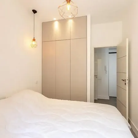 Cozy 2 Pièces, Emplacement Idéal - Wifi, Ac, 2pers Appartamento