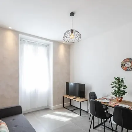 Appartamento Cozy 2 Pièces, Emplacement Idéal - Wifi, Ac, 2pers